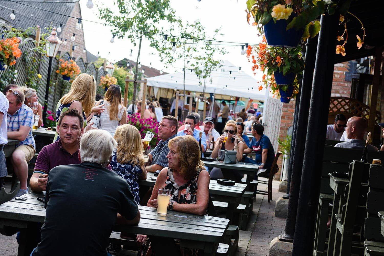 Smiths Bourne Outside Dining